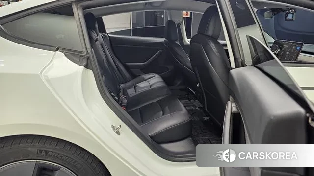 Tesla Model 3 2021 Белый из Кореи, фото 2