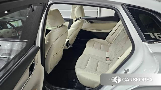 Hyundai The New Grandeur IG Hybrid 2022 Белый из Кореи, фото 2