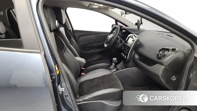 Renault Korea (Samsung) Clio 2019 Серый из Кореи, фото 2