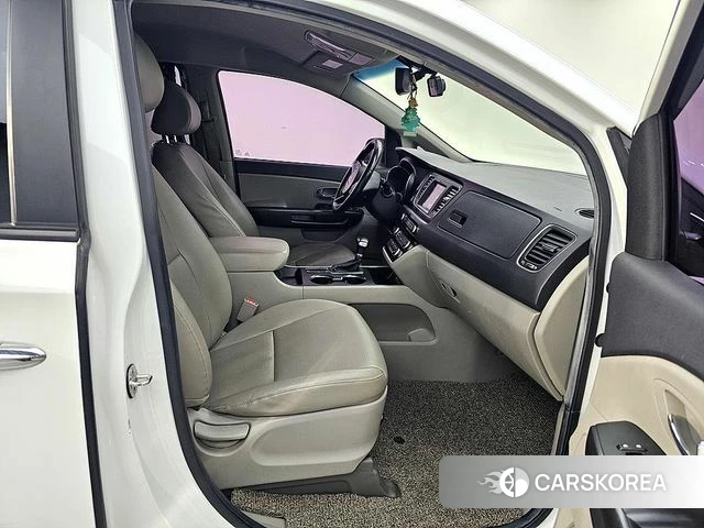 Kia The New Carnival 2018 Белый из Кореи, фото 2