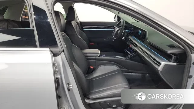 Hyundai Grandeur (GN7) 2023 Серебряный из Кореи, фото 2