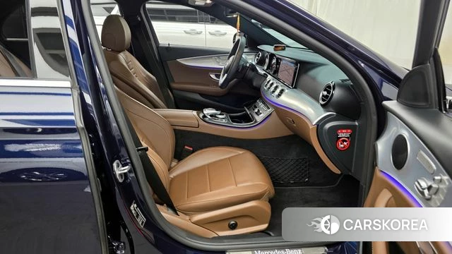 Mercedes-Benz E-Class W213 2020 Синий из Кореи, фото 2