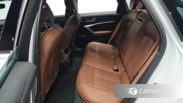 Audi A6 (C8) 2023 Белый из Кореи, фото 2