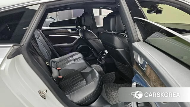 Audi A7 (4K) 2020 Белый из Кореи, фото 2