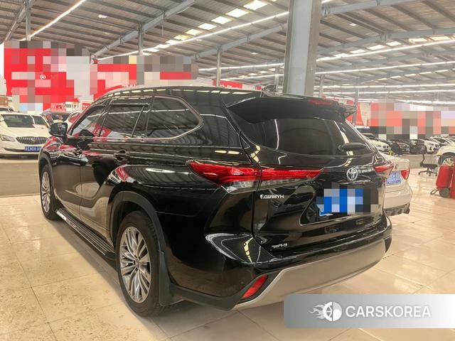 Toyota Highlander 2024 Черный из Китая, фото 2