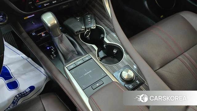 Lexus RX450h 4th generation 2021 Песочный из Кореи, фото 2