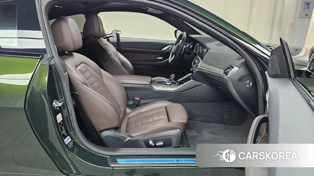 BMW 4 Series (G22) 2021 Зеленый из Кореи, фото 2