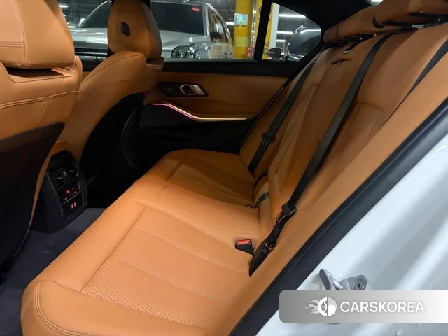 BMW 3 Series (G20) 2025 Белый из Кореи, фото 2