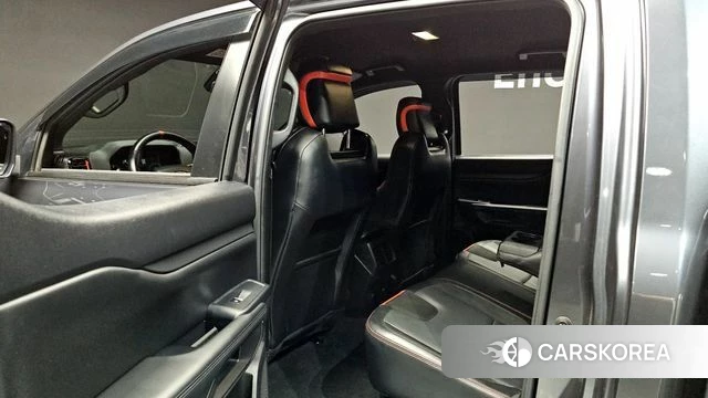 Ford Ranger 4th Generation 2023 Черный из Кореи, фото 2