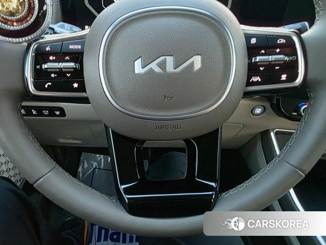 Kia The New Carnival 4th Generation 2024 Черный из Кореи, фото 2