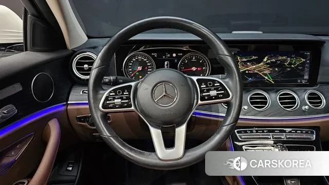 Mercedes-Benz E-Class W213 2020 Белый из Кореи, фото 2