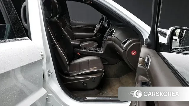 Jeep Grand Cherokee 2018 Белый из Кореи, фото 2