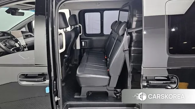 Hyundai Staria 2021 Черный из Кореи, фото 2