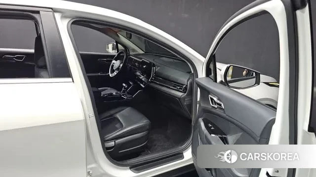 Kia Sportage 5th Generation 2022 Белый из Кореи, фото 2