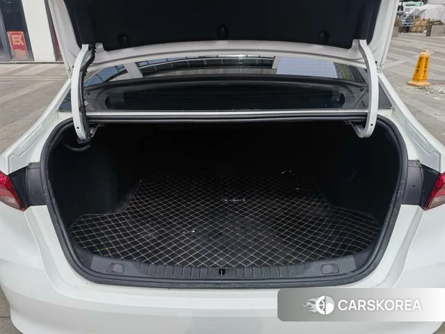 Buick Weilang 2023 Белый из Китая, фото 2