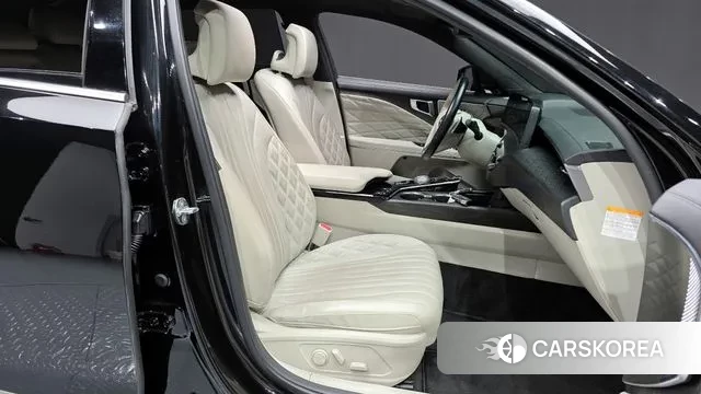 Kia K8 Hybrid 2023 Черный из Кореи, фото 2