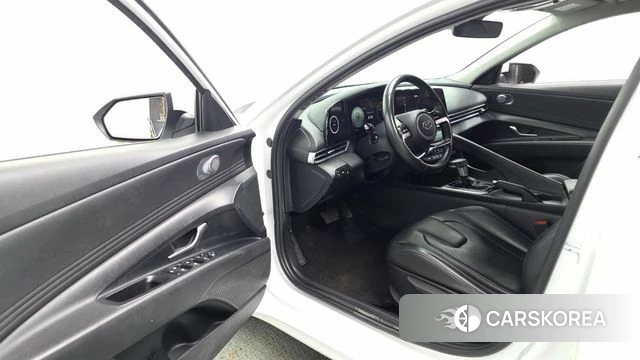 Hyundai Avante (CN7) 2021 Белый из Кореи, фото 2