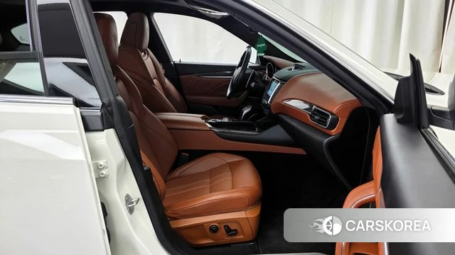 Maserati Levante 2020 Белый из Кореи, фото 2