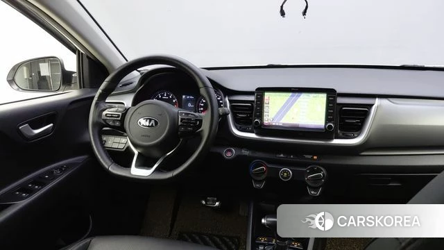 Kia Stonic 2018 Белый из Кореи, фото 2
