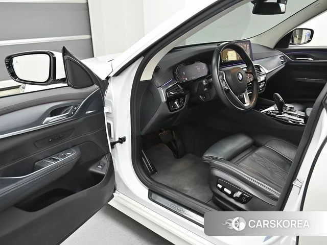 BMW 6 Series GT (G32) 2021 Белый из Кореи, фото 2