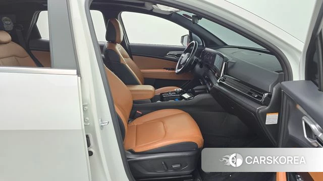 Kia Sportage 5th Generation Hybrid 2022 Белый из Кореи, фото 2