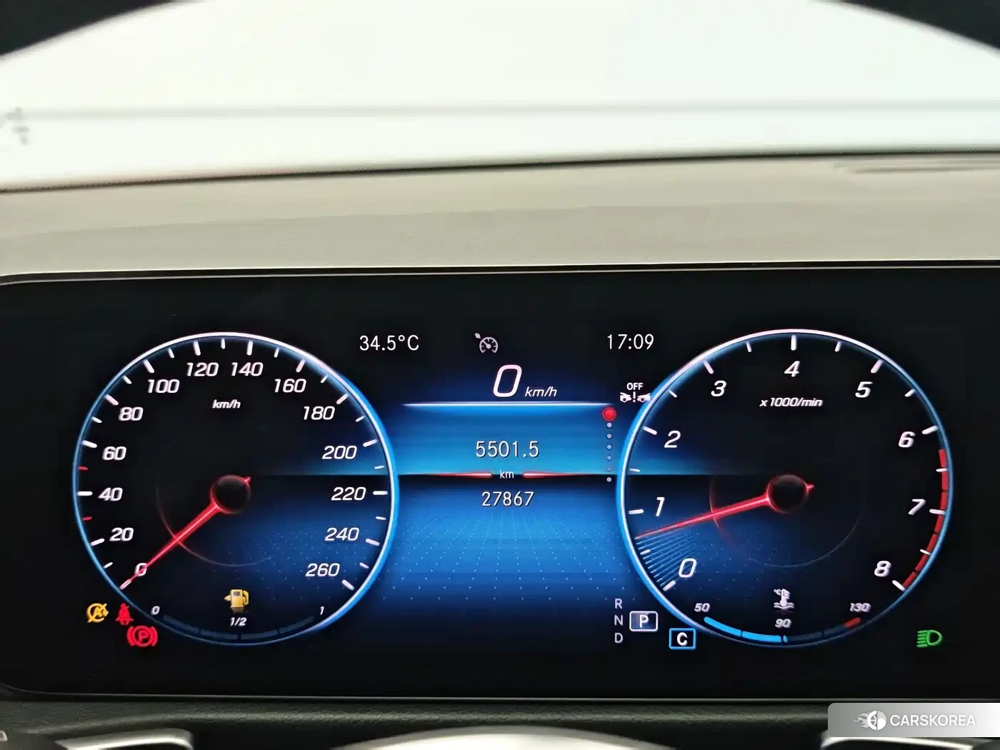 Mercedes-Benz GLB 2023 Белый из Китая, фото 3