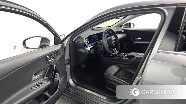 Mercedes-Benz A-Class W177 2020 Серый из Кореи, фото 2