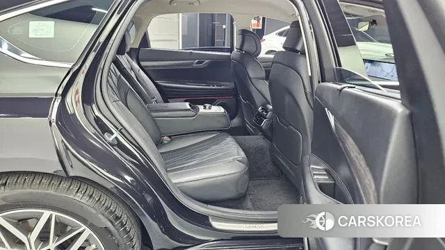 Genesis G80 (RG3) 2024 Черный из Кореи, фото 2