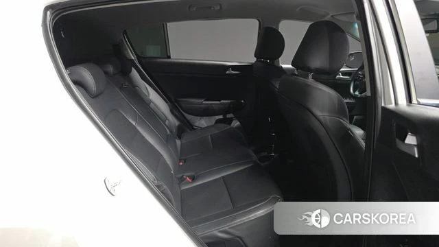 Kia Sportage The Bold 2021 Белый из Кореи, фото 2