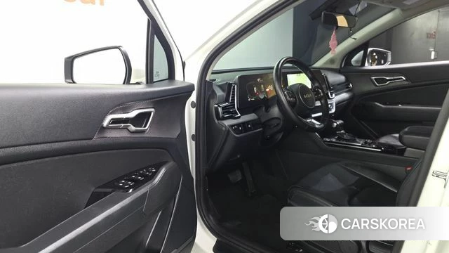 Kia Sportage 5th Generation 2021 Белый из Кореи, фото 2