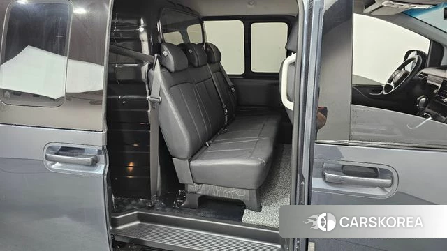 Hyundai Staria 2024 Серый из Кореи, фото 2
