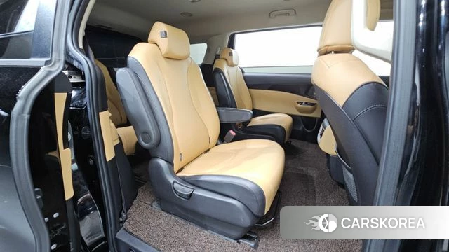 Kia Carnival 4th generation 2021 Черный из Кореи, фото 2