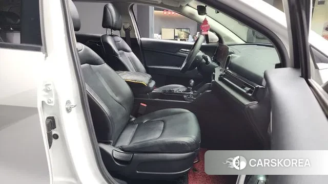 Kia Sportage 5th Generation 2022 Белый из Кореи, фото 2