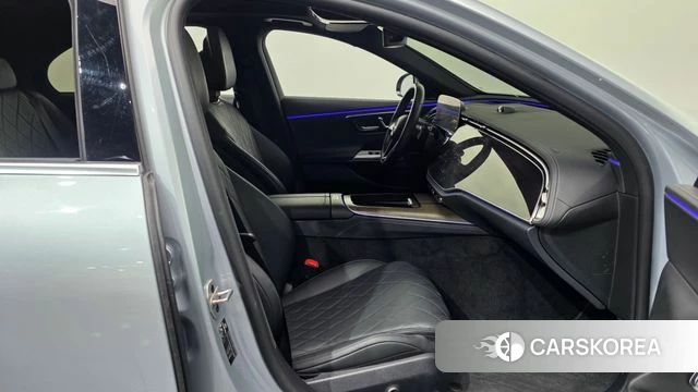 Mercedes-Benz E-Class W214 2024 Серебряный из Кореи, фото 2