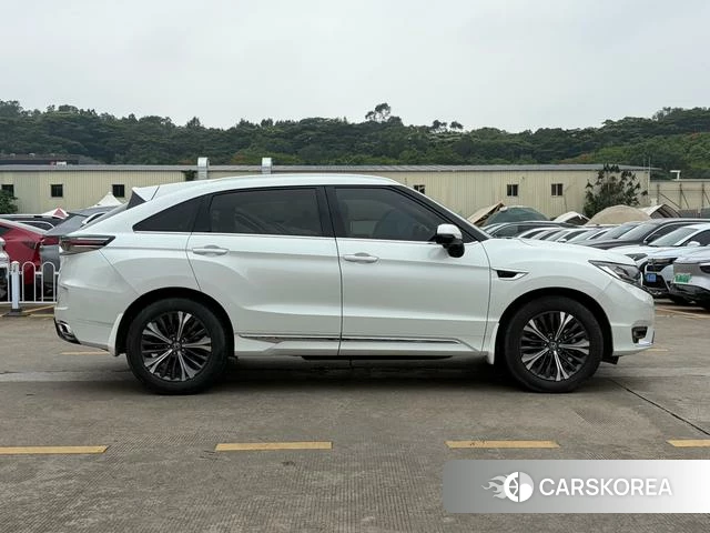 Honda UR-V 2022 Белый из Китая, фото 2