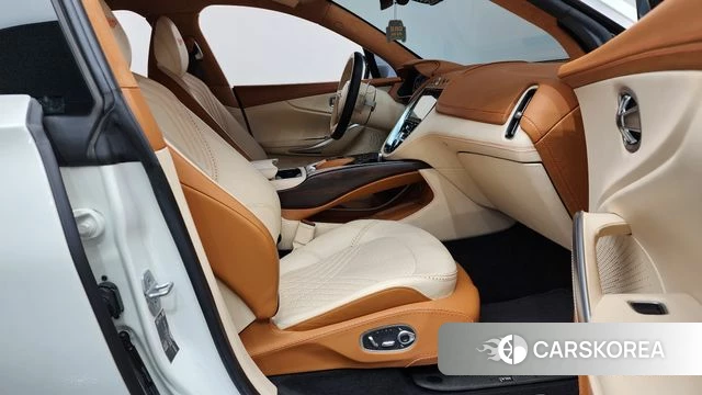 Aston Martin DBX 2021 Белый из Кореи, фото 2