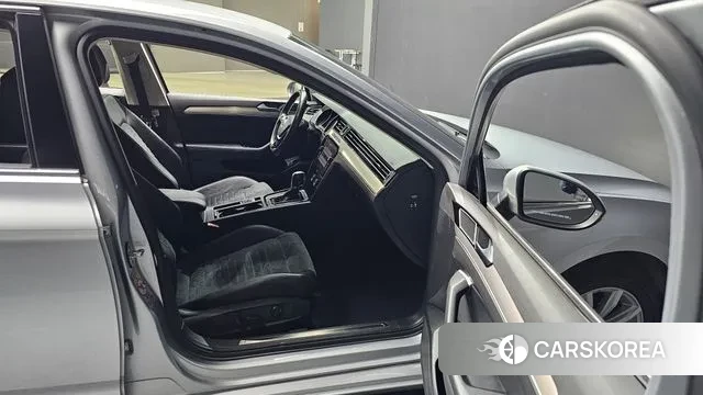 Volkswagen Passat GT (B8) id 3627131 из Кореи 2