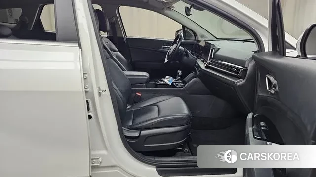 Kia Sportage 5th Generation 2022 Белый из Кореи, фото 2