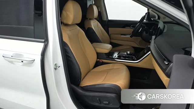 Kia Carnival 4th generation 2023 Белый из Кореи, фото 2