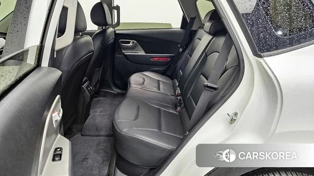 Kia Niro Plus 2022 Белый из Кореи, фото 2