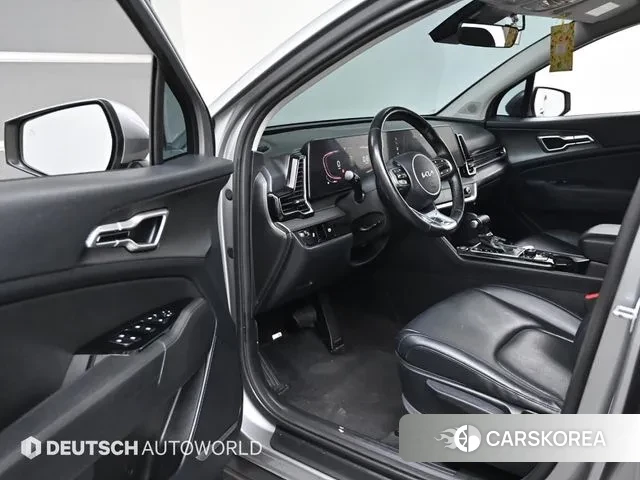 Kia Sportage 5th Generation 2021 Серебристо-серый из Кореи, фото 2
