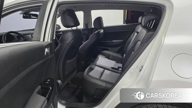 Kia Sportage 4th Generation 2018 Белый из Кореи, фото 2