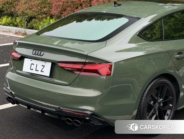Audi A5 2022 Зеленый из Китая, фото 2