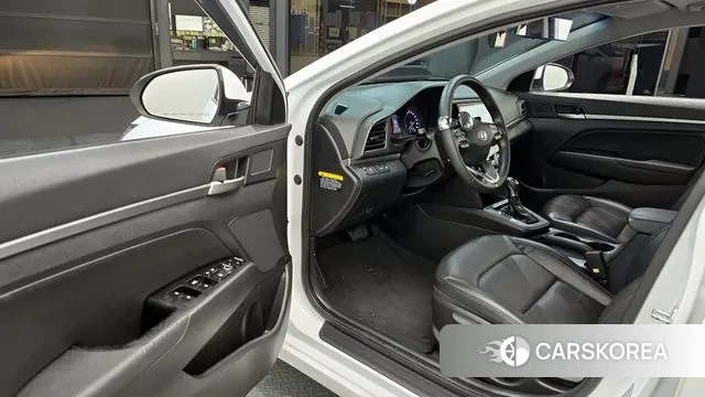 Hyundai The New Avante AD 2018 Белый из Кореи, фото 2