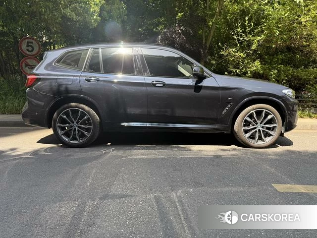 BMW X3 2024 Черный из Китая, фото 2
