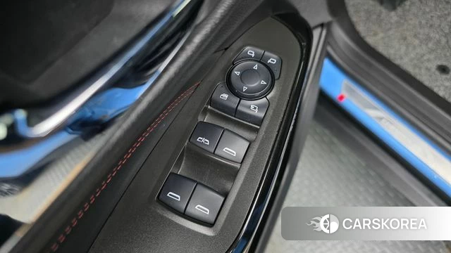 Chevrolet (GM Daewoo) Trax Crossover 2023 Небесно-голубой из Кореи, фото 2