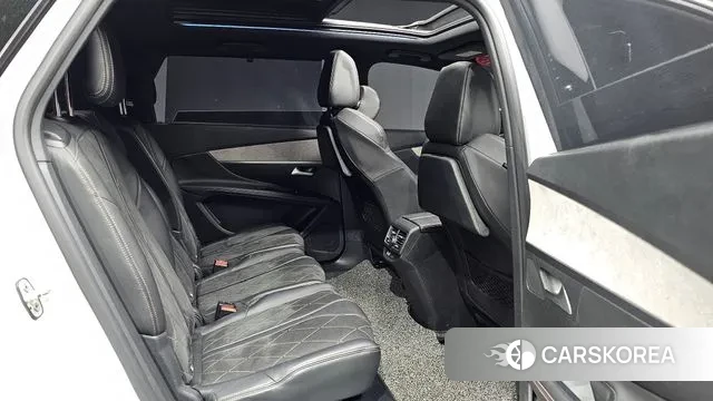 Peugeot 5008 second generation 2018 Белый из Кореи, фото 2
