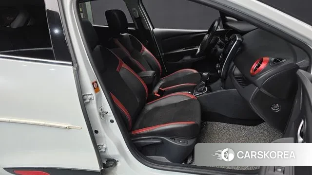 Renault Korea (Samsung) Clio 2019 Белый из Кореи, фото 2