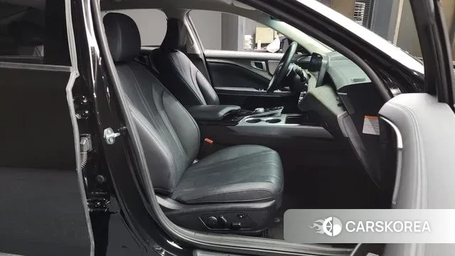 Kia K8 Hybrid 2023 Черный из Кореи, фото 2