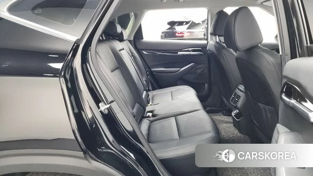 Kia Seltos 2021 Черный из Кореи, фото 2